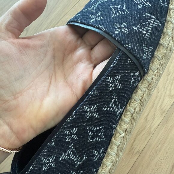 Louis Vuitton | Denim Flat Monogram Espadrilles | 38.5 - Picture 7 of 7
